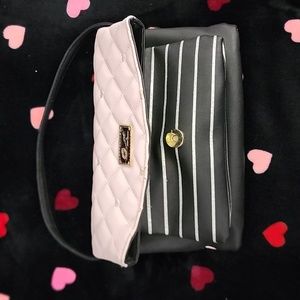 Luv Betset purse